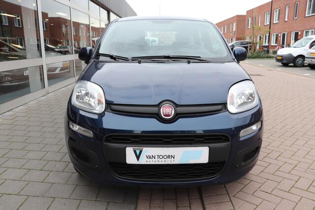 Fiat PANDA 0.9 TwinAir Popstar Automaat. Lage km stand!