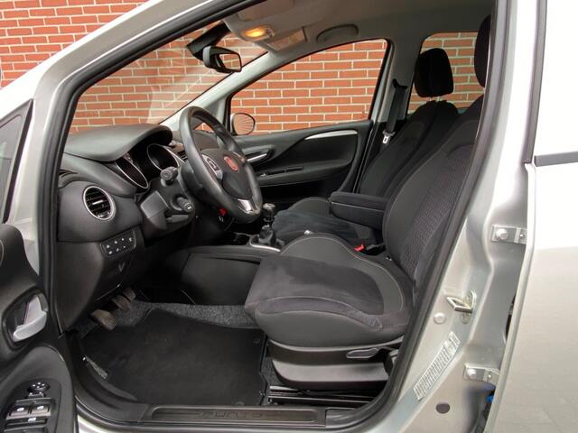 Fiat PUNTO 0.9 TWINAIR LOUNGE 102 PK CLIMA CRUISE PDC LMV