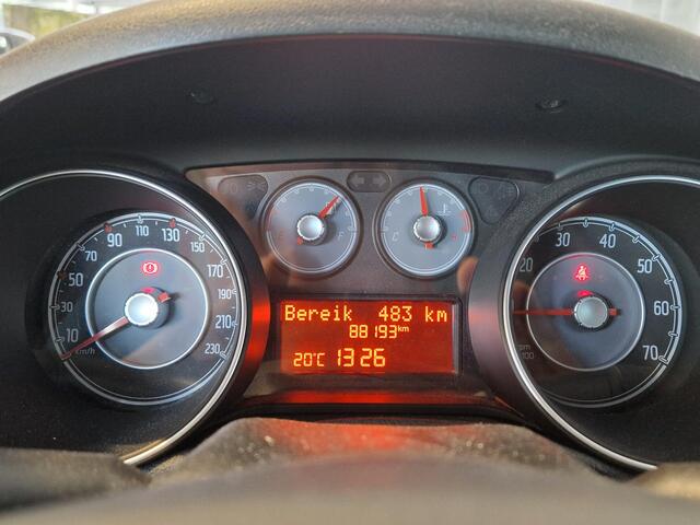 Fiat PUNTO Evo 0.9 TwinAir Sempre NAVIGATIE | CLIMATE CONTROL | 16" LICHTMETALEN VELGEN |