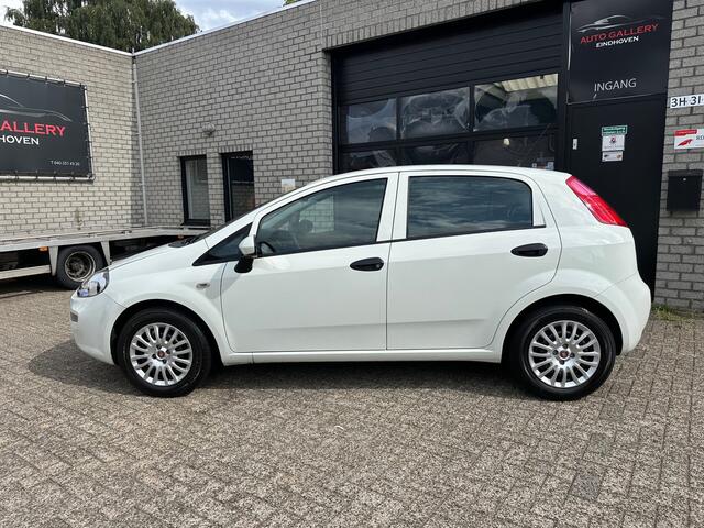Fiat PUNTO Evo 1.2 Street *AIRCO*5Drs*4-Cylinder!!!*RIJKLAAR INCL 6mnd GARANTIE*