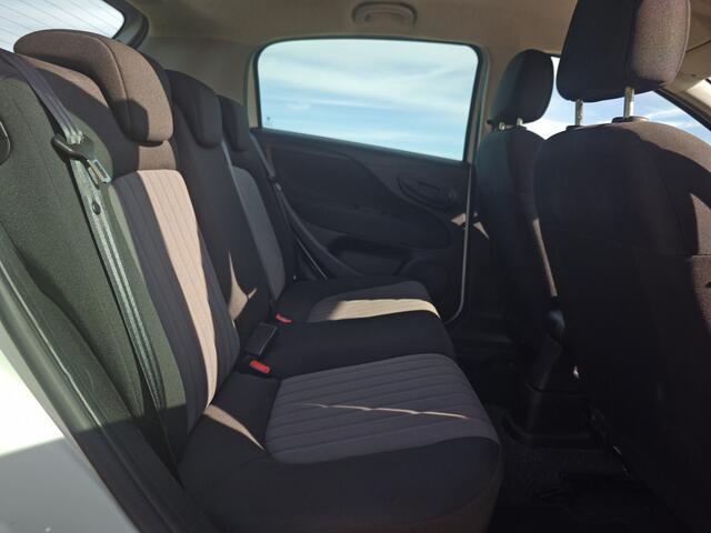 Fiat PUNTO 1.2 4 cilinder | More | Climate | Cruise control