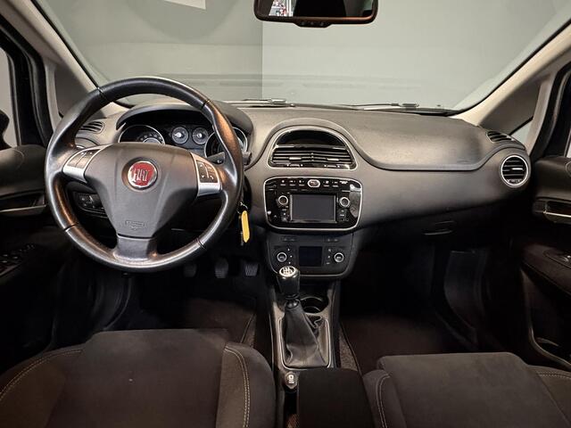 Fiat PUNTO Evo 0.9 Turbo 100pk TwinAir Lounge 5Drs. Climate control, Cruise control, Navigatie