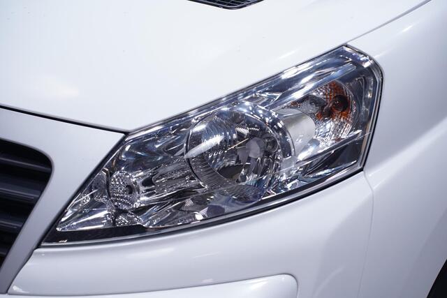 Fiat SCUDO 2.0 MultiJet 128 pk L2H1 SX Airco Bumpers in Kleur, Trekhaak 2.000 kg, 3-Zits