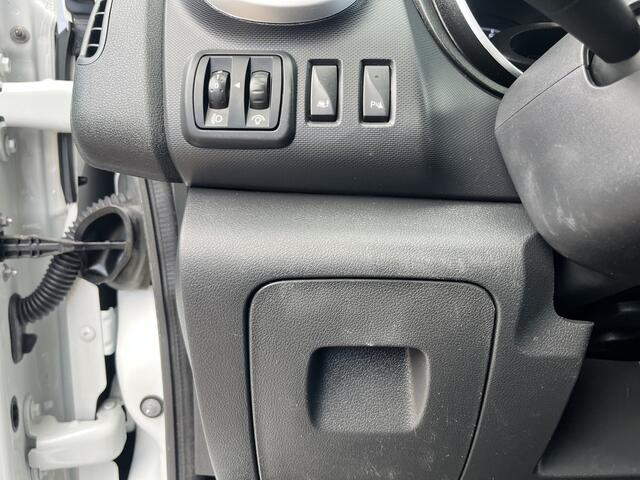 Fiat TALENTO 2.0 MultiJet L1H1 146pk Airco Cruise controle Trekhaak 2000kg trekgewicht Schuifdeur Parkeerhulp achter Bluetooth telefoon voorbereiding 3-Persoons Euro 6