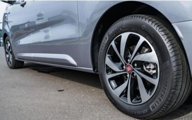 Fiat e-Scudo E-Ulysse Lounge 32.500 EX BTW L2 75kWh 8-zitter Leer Panoramadak EL. Schuifdeuren Camera