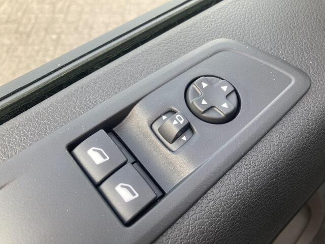 Fiat e-Scudo L3 75 kWh | NIEUW | VOORRAAD | Volledig elektrisch | Airco | Cruise control | Apple Carplay/ Android auto | Achteruitrijcamera | Parkeersensoren |