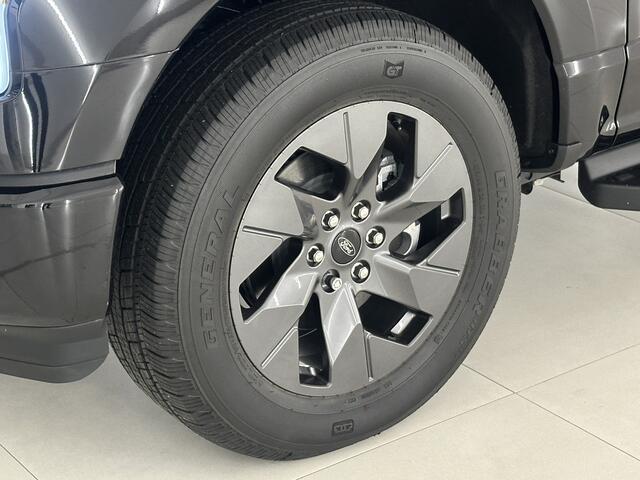 Ford (usa) F-150 Lightning Lariat Standard Range