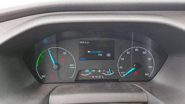 Ford E-Transit 350 L2H2 Trend 68 kWh 184pk | Pro Power on board | Navigatie | Adaptieve Cruise | Digitale binnenspiegel | Laadruimtebescherming | Reservewiel | H7 batterij | LED laadruimteverlichting