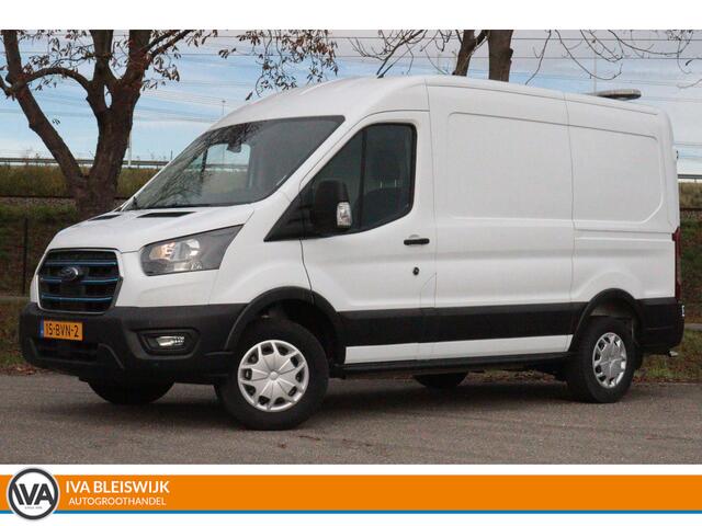 Ford E-Transit 425 L2H2 Trend 68 kWh | NAVI | CAMERA + PDC | VRUIT/STOELVERW | LANE-ASSIST/WARNING | BOTT-BEDRIJFSWAGENINRICHTING |