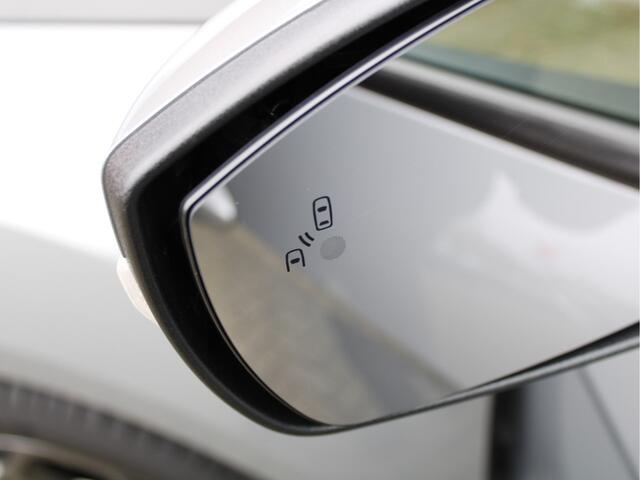 Ford ECOSPORT 1.0 EcoBoost ST-Line 125PK 1e EIG/B&O/Navi/Stoelverw./Cruise+Climate/Trekh./PDC/Camera/Leer