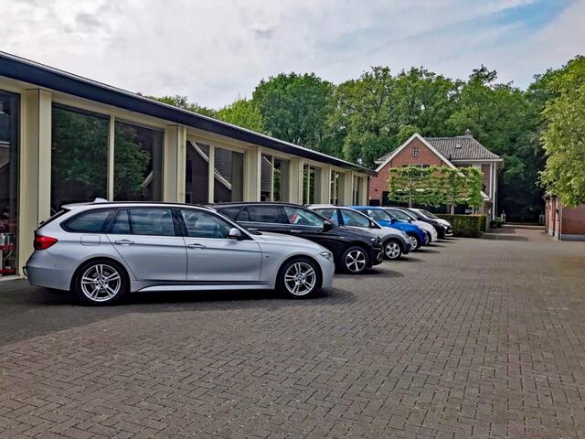 Ford ECOSPORT 1.0 125pk Titanium Navi, Leder, Camera, Trekhaak, 17" LMV