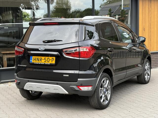 Ford ECOSPORT 1.0 125PK EcoBoost Titanium Cruise control, PDC, Carkit, Garantie
