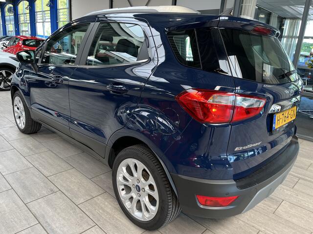 Ford ECOSPORT EcoBoost 125 pk Titanium | Camera | 17" | Dode hoek bew. | Clima | Cruise | Apple Carplay