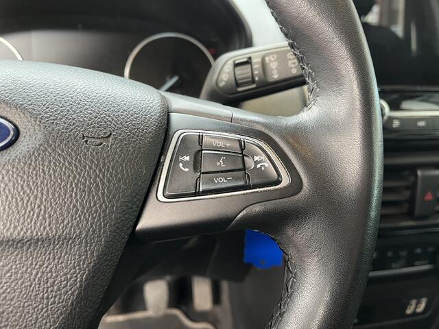 Ford ECOSPORT EcoBoost 125 pk Titanium | Camera | 17" | Dode hoek bew. | Clima | Cruise | Apple Carplay