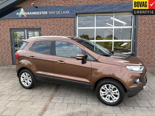 Ford ECOSPORT 1.0 EcoBoost Titanium 92kw ( Navigatie, Trekhaak, ECC Airco, Cruise Control) DIRECT RIJKLAAR!!