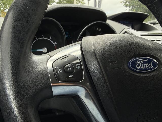 Ford ECOSPORT met 51.630km!! 1.0 EcoBoost | Camera | Clima | Stoelverwarming | Keyless Entry/Start | Navi | Cruise | RIJKLAARPRIJS INCL 12 MAANDEN GARANTIE EN BEURT