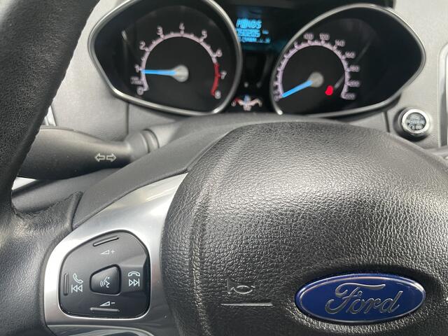 Ford ECOSPORT 1.5 Ti-VCT Titanium Achteruitrijcamera - Airco - Parkeersensoren achter - Keyless entry - Navigatie full map - dakrails - Mistlampen voor - Licht metalen velgen 16 inch - stuur leder