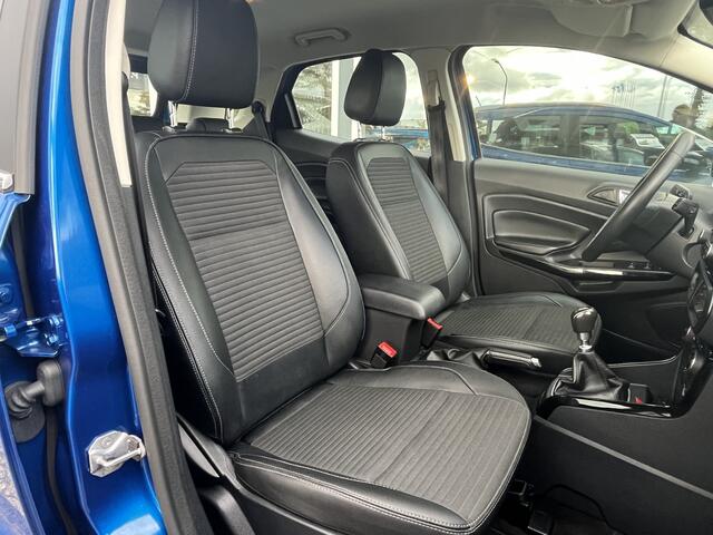 Ford ECOSPORT 1.0 EcoBoost Titanium 125pk/92kW 6-bak | Trekhaak | 17 inch | Navigatie | Camera | Half leder | Ambient Light | etc. etc.