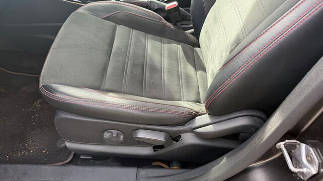 Ford ECOSPORT 1.0 EcoBoost ST-Line 125pk/92kW 6-bak