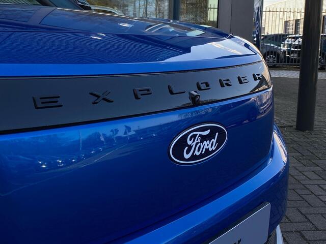 Ford EXPLORER Premium Extended Range RWD 77 kWh | Glazen dak | 21 Inch | Head-up display | 360 graden camera | Matrix verlichting | B&O Sound |