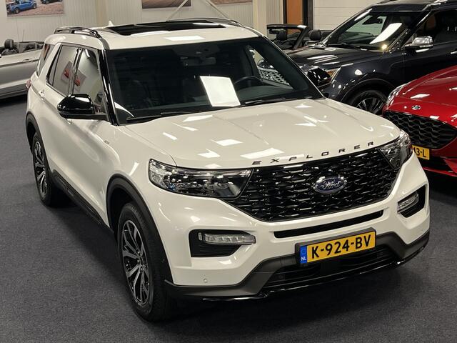 Ford EXPLORER 3.0 V6 EcoBoost PHEV ST-Line 457PK AWD | 7-Persoons | Trekhaak | Panodak