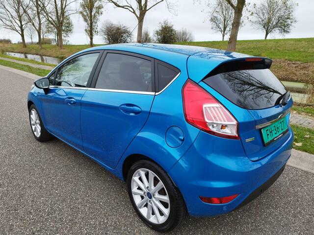 Ford FIESTA 1.0 EcoBoost Titanium ** 125 PK ** NAVI ** Wi Pakket ** PDC ** Bluetooth |**
