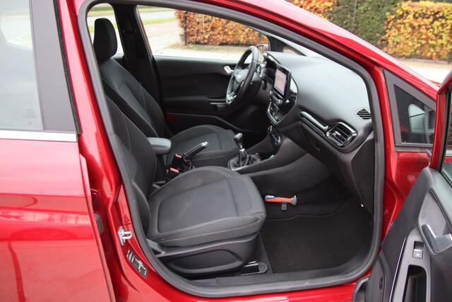 Ford FIESTA 1.0 EcoBoost Titanium BLIS, Carplay, Clima, Camera, PDC, 1e eig, NL auto WINTERSALE!