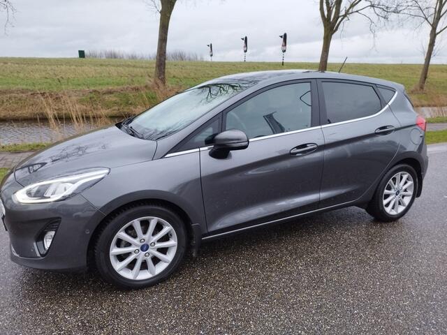 Ford FIESTA 1.0 EcoBoost ** 125 pk ** Titanium ** NAVI ** B & O Sound ** Camera ** Parkeerpakket **