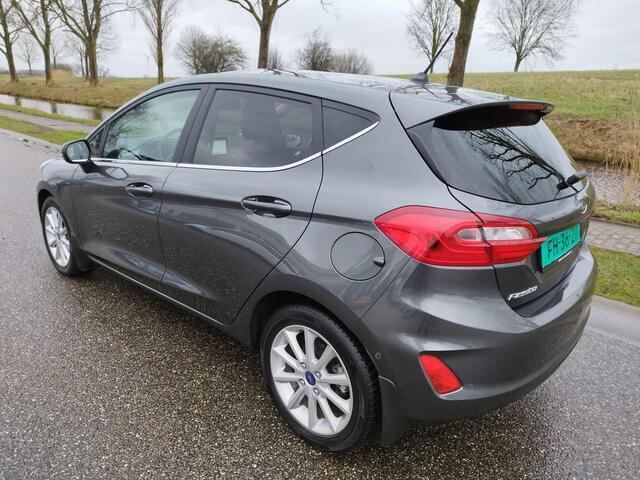 Ford FIESTA 1.0 EcoBoost ** 125 pk ** Titanium ** NAVI ** B & O Sound ** Camera ** Parkeerpakket **