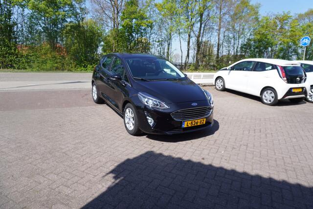 Ford FIESTA 1.0 EcoBoost Hybrid Titanium CLIMA CARPLAY NAVI PDC CRUISE