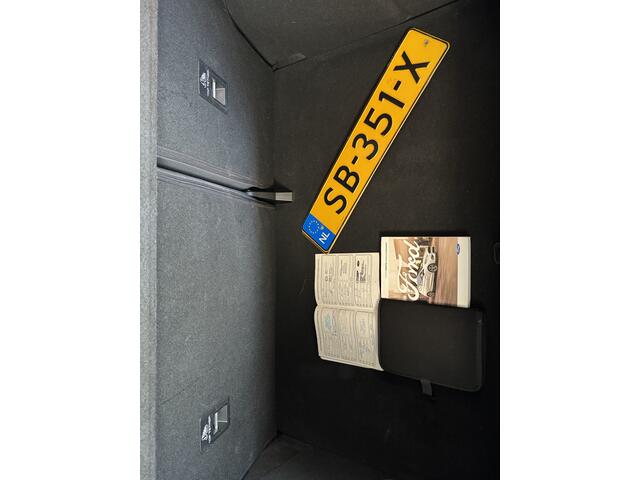 Ford FIESTA 1.1 style Cruise Control/NAVI/LMV/Airco