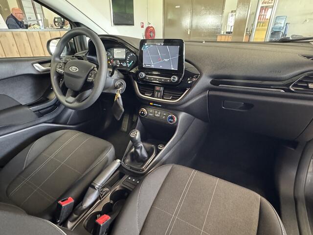 Ford FIESTA 1.1 style Cruise Control/NAVI/LMV/Airco