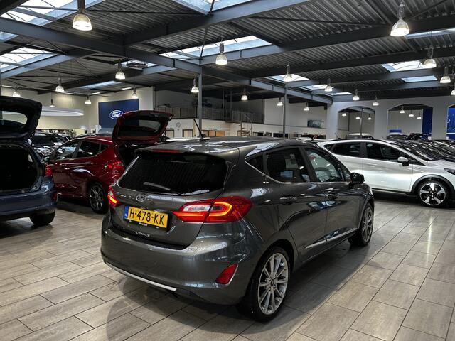 Ford FIESTA EcoBoost 125 pk Vignale | Pano | Winter Pack | Camera | Leer | Adapt. cruise | B&O | 17" | Pr. glass |