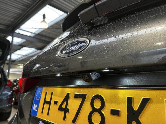 Ford FIESTA EcoBoost 125 pk Vignale | Pano | Winter Pack | Camera | Leer | Adapt. cruise | B&O | 17" | Pr. glass |