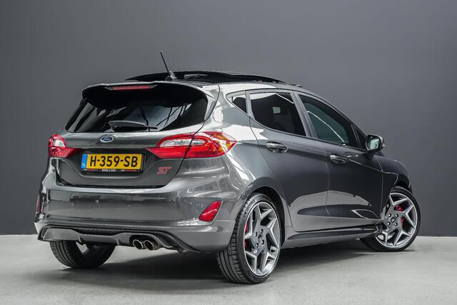 Ford FIESTA ST-3 1.5 200pk |dealer onderhouden|panoramadak|B&O|Apple Carplay|LED-koplampen|lane assist|cruise control|winterpack|18"|