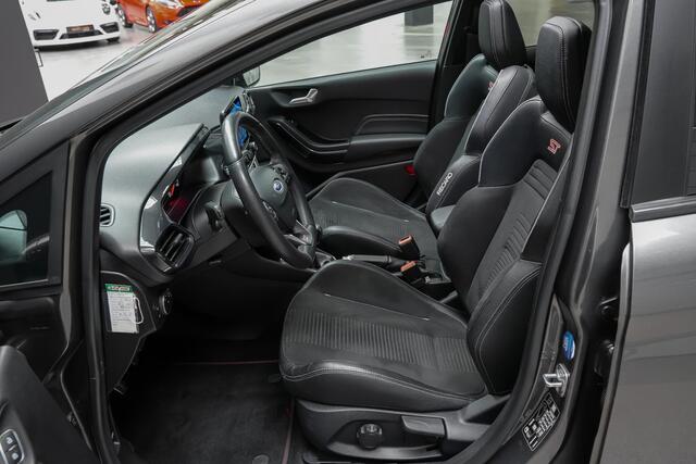 Ford FIESTA ST-3 1.5 200pk |dealer onderhouden|panoramadak|B&O|Apple Carplay|LED-koplampen|lane assist|cruise control|winterpack|18"|