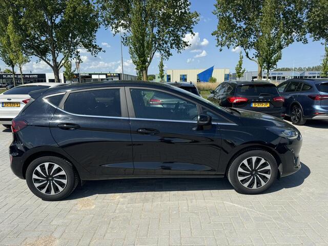 Ford FIESTA 1.0 EcoBoost Hybrid Titanium | Winter Pack | Navigatie | Camera |