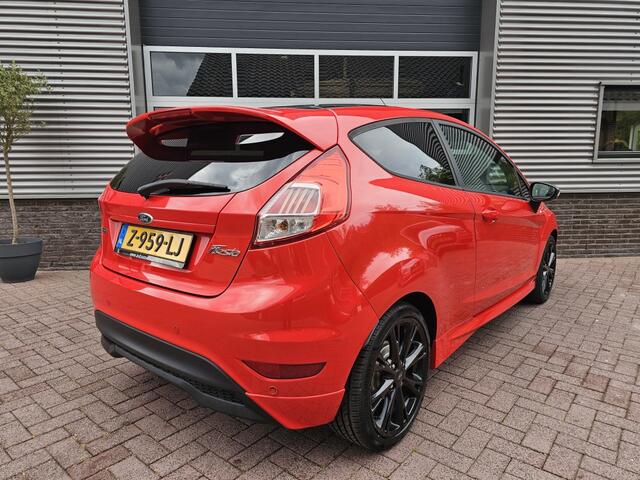 Ford FIESTA 1.0 EcoB. Black Edit