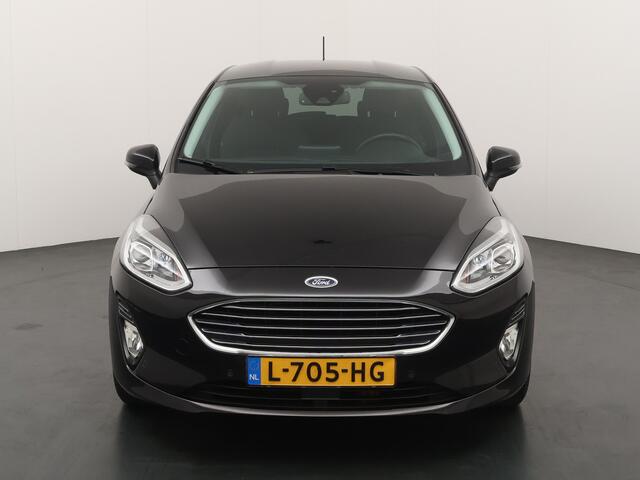 Ford FIESTA 125pk EcoBoost Hybrid Titanium Adapt. Cruise | B&O | Keyless | Camera | Apple/Android CarPlay | BLIS |