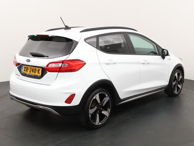 Ford FIESTA EcoBoost Active | Camera | All season | Navigatie | Voorruitverwarming |