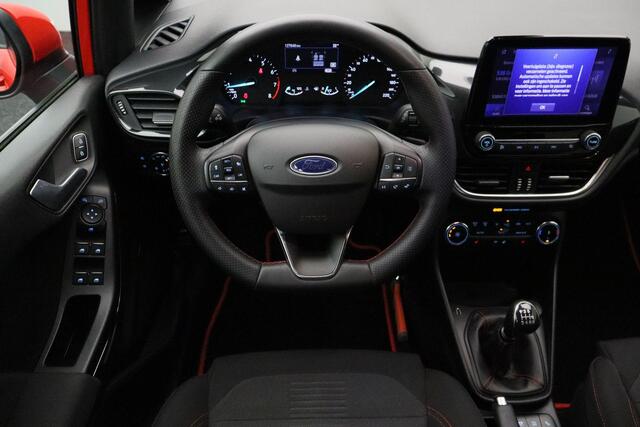 Ford FIESTA 1.0 EcoBoost Hybrid ST-Line X 2023 | CarPlay | 1e Eigenaar | Airco | Navigatie | Cruise Control | Achteruitrij Carmera | Parkeersensoren | Stoelverwarming | Stuurverwarming | Boekjes | Nationale Autopas