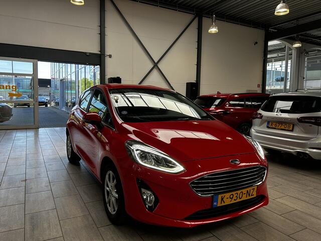 Ford FIESTA EcoBoost 125PK Titanium AUTOMAAT I Adapt. Cruise I Dode hoek ind. I Camera I Auto Park