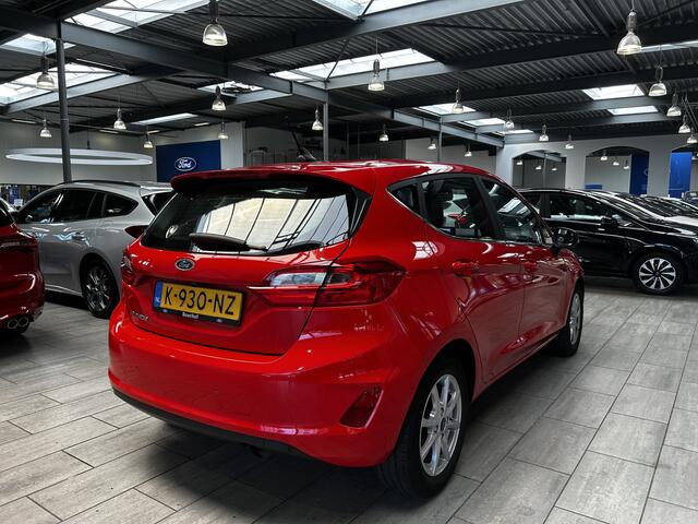 Ford FIESTA EcoBoost 125PK Titanium AUTOMAAT I Adapt. Cruise I Dode hoek ind. I Camera I Auto Park