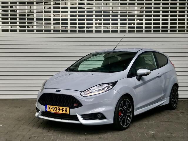 Ford FIESTA ST200 UNIEK! Rijklaarprijs!