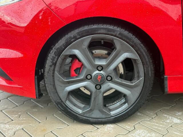 Ford FIESTA 1.6 ST 182 PK / AIRCO RECARO STOELVERWARMING *NET BINNEN*