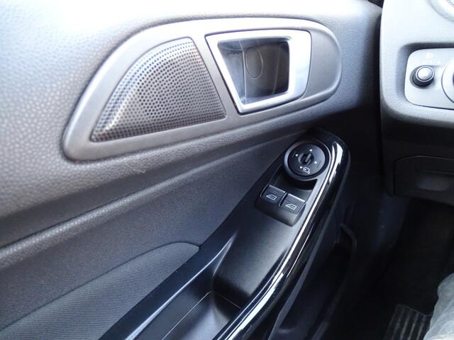 Ford FIESTA 1.0 ECOB. TITANIUM X-Clima-Navi-Cruise-Blth-Aux/usb