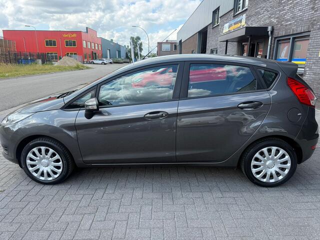 Ford FIESTA 1.0 Style | 1E EIGENAAR | 12MND GARANTIE | NAVI | AIRCO | ELEC RAMEN |