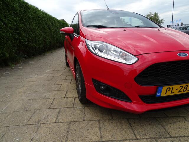 Ford FIESTA 125 Pk ST-LINE-Navi-Usb/Blth-Cruise-Pdc-Lmv-Media