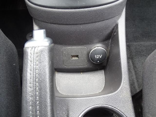 Ford FIESTA 125 Pk ST-LINE-Navi-Usb/Blth-Cruise-Pdc-Lmv-Media