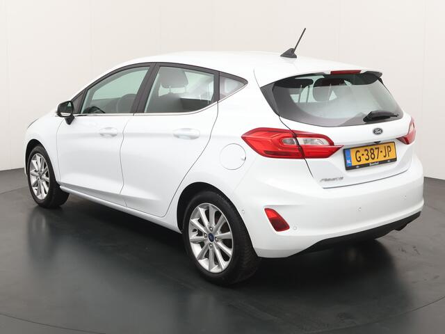 Ford FIESTA EcoBoost 100pk Titanium | Verwarmde voorruit | Camera | Navi | Cruise | Clima | Apple Carplay